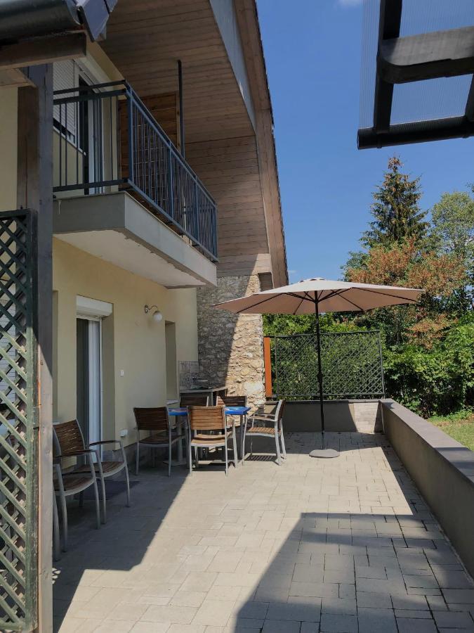 מישקולץ Juno Apartman Vendeghaz מראה חיצוני תמונה